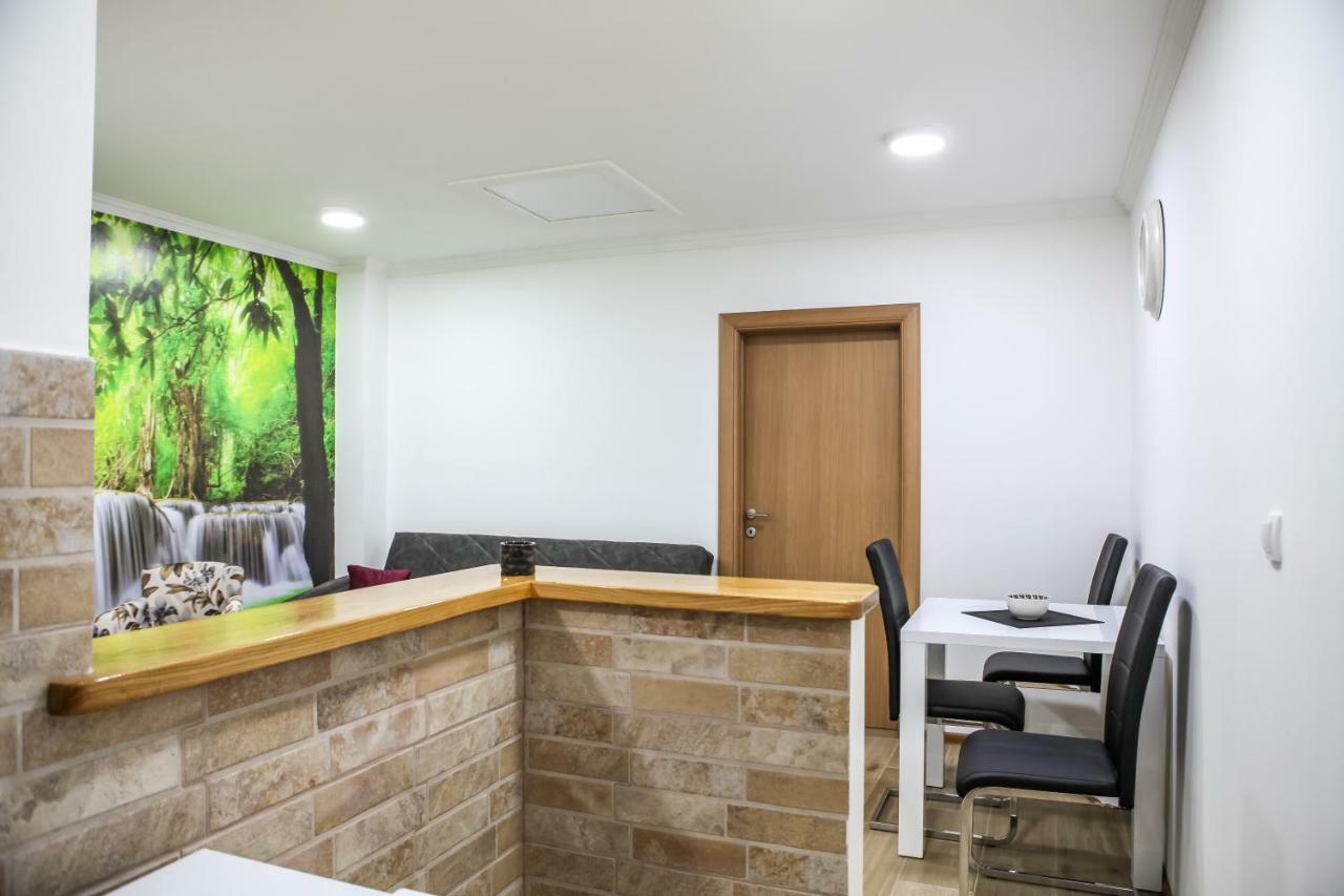 Apartman Kaca Cetinje Exterior foto
